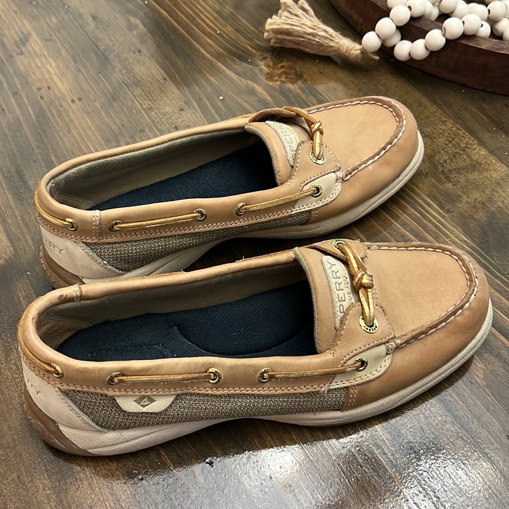 Women’s sperry
